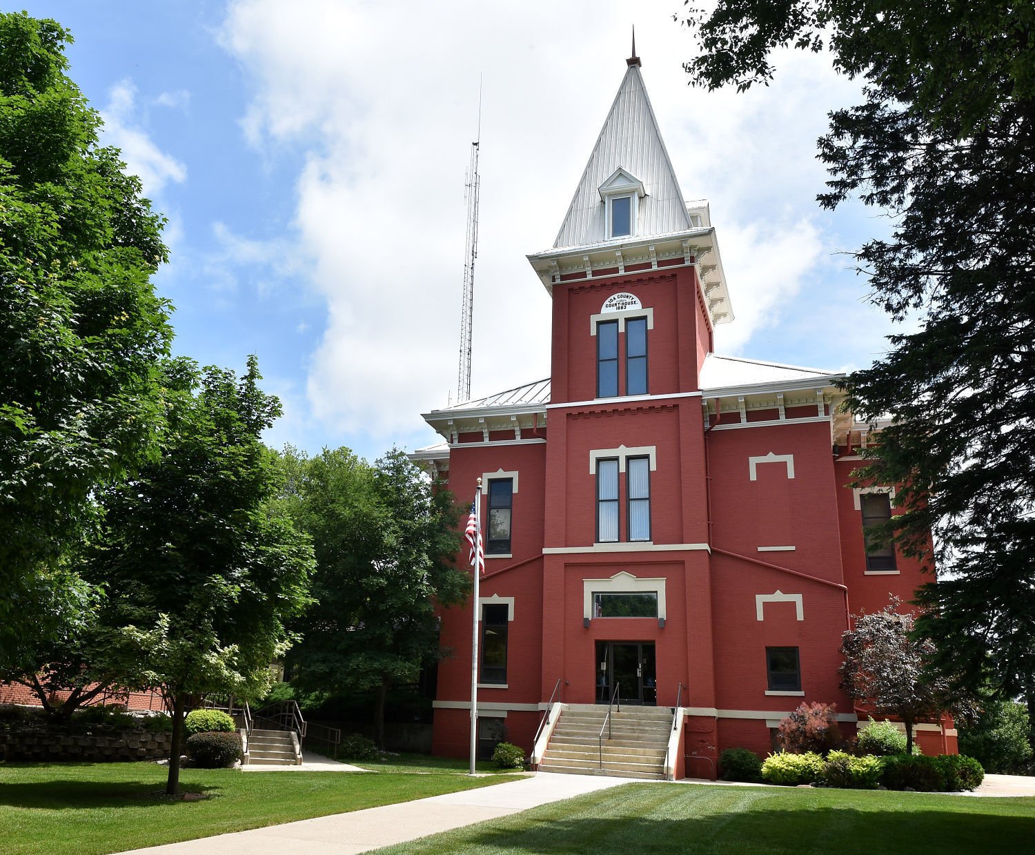 Who's running for city offices, school board in Ida County?