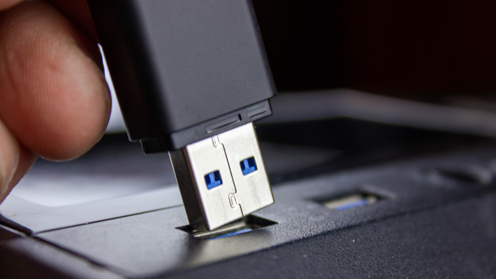 5 Ways To Add More USB Ports To Your Computer