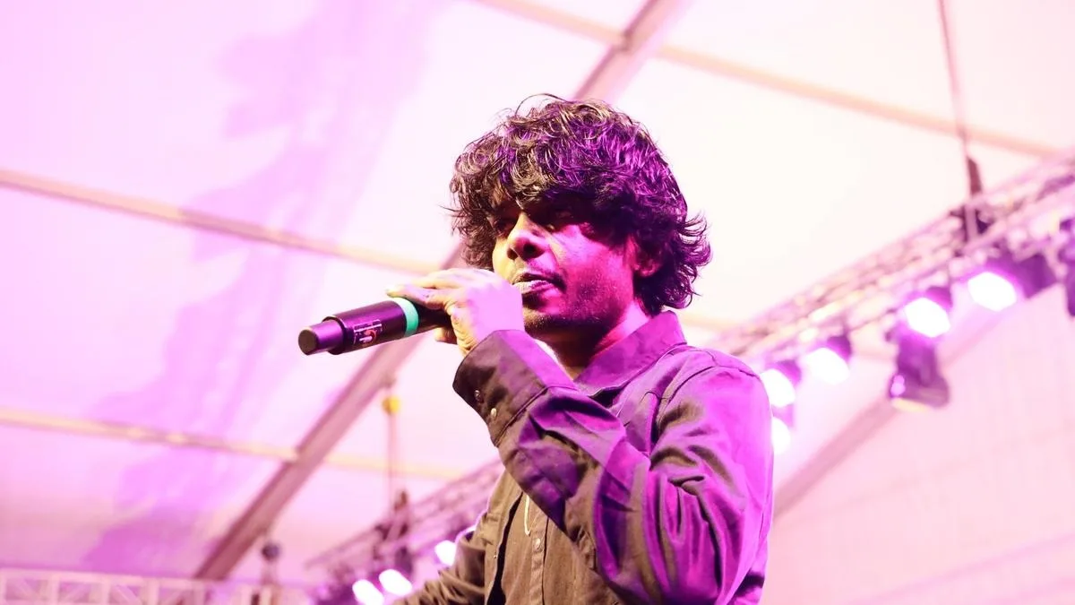 വേടന് വിദേശത്ത് സ്റ്റേജ് പരിപാടികളില് പങ്കെടുക്കാന് ഹൈക്കോടതി അനുമതി, ജാമ്യവ്യവസ്ഥയില് ഇളവ്