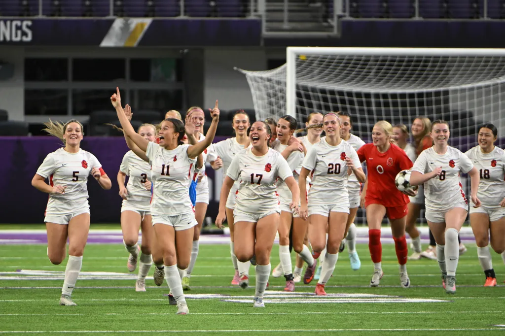 Ponies rally past Wayzata for title