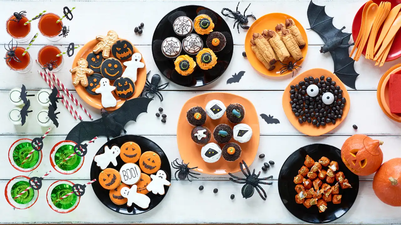 Last-Minute Halloween Treats You Can Make In 15 Minutes