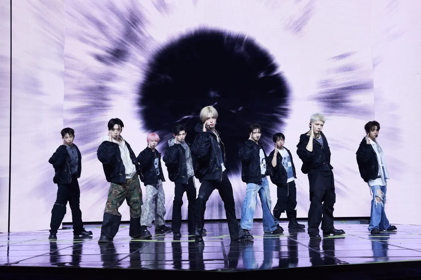 &TEAM’s Debut Korean Album Sells Over 1 Million Copies In 1 Day