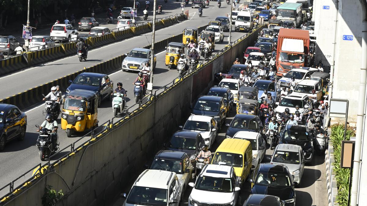 Even detours are jammed: Secunderabad motorists crawl through narrow, battered bylanes