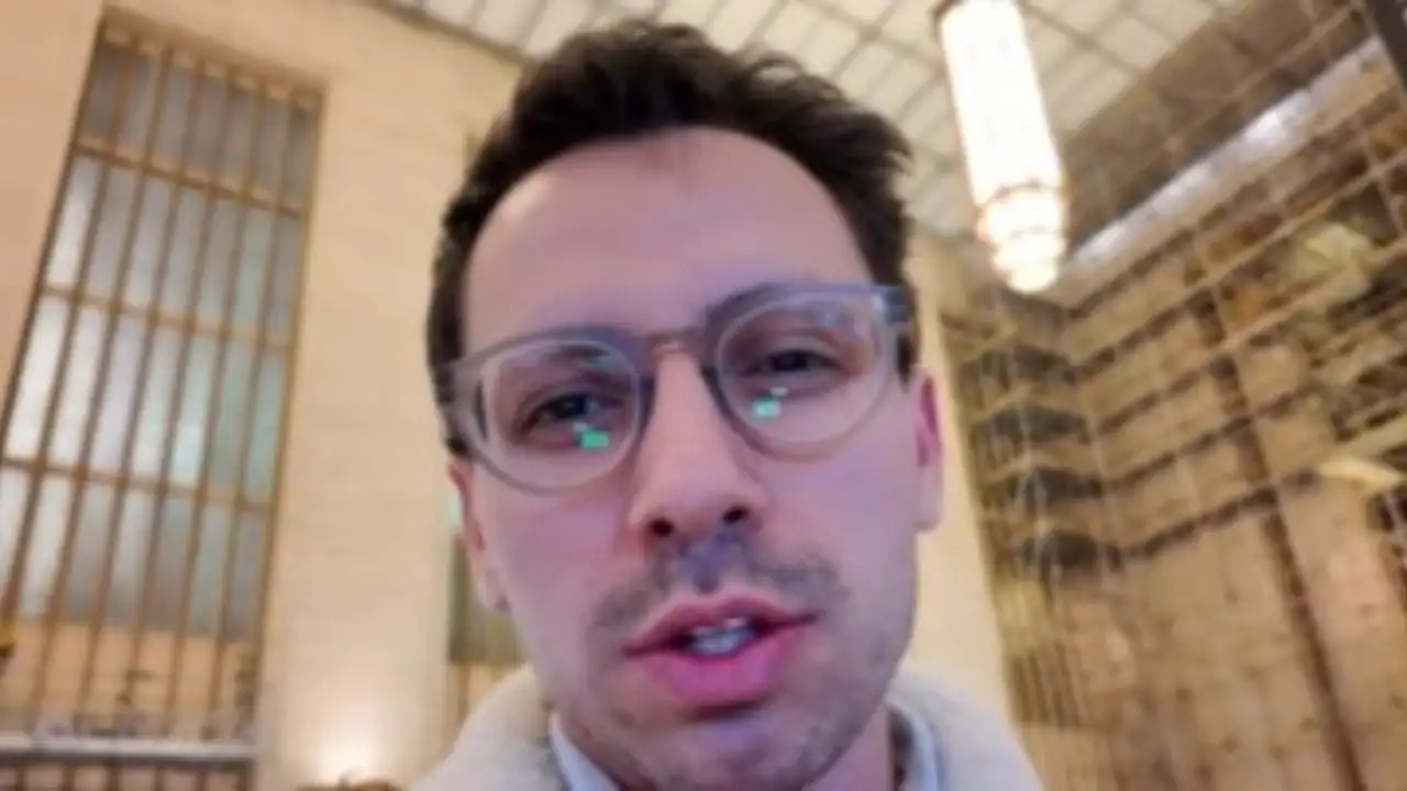 'Come to US, go to Disney World': Investor says his mother lost job in 2021 because of an H-1B