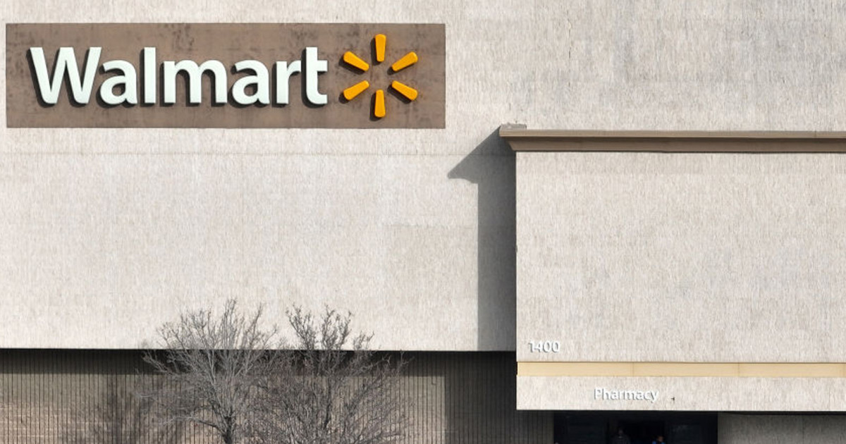 Walmart’s Frsara Electric Space Heater Is a Must-Have