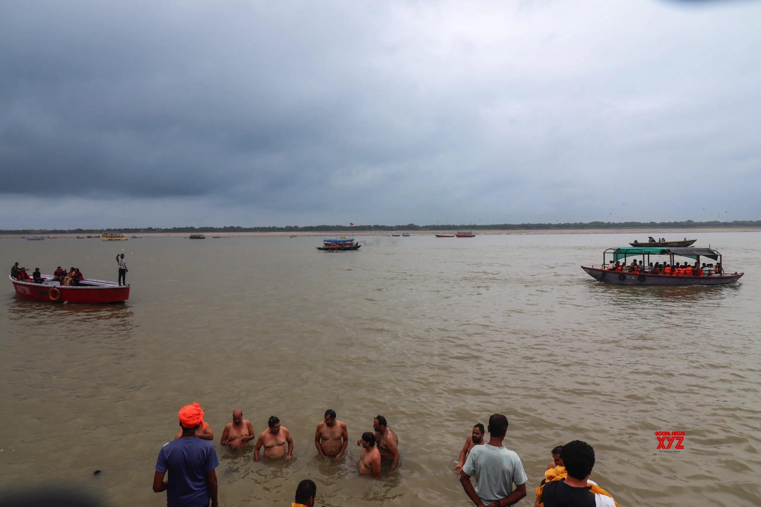 Varanasi: Cloudy Skies Over Ganga #Gallery