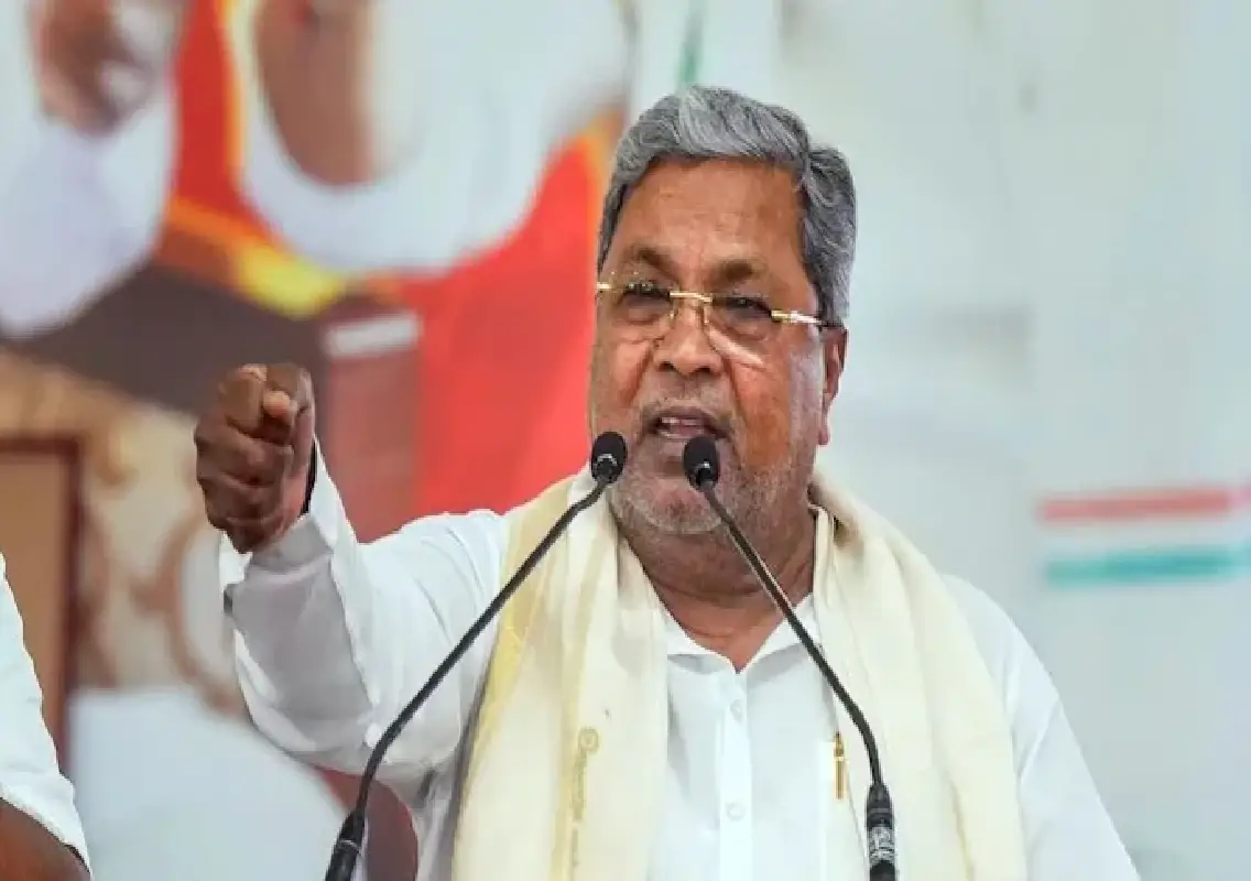 Siddaramaiah slams Centre for neglecting Kannada on Rajyotsava Day