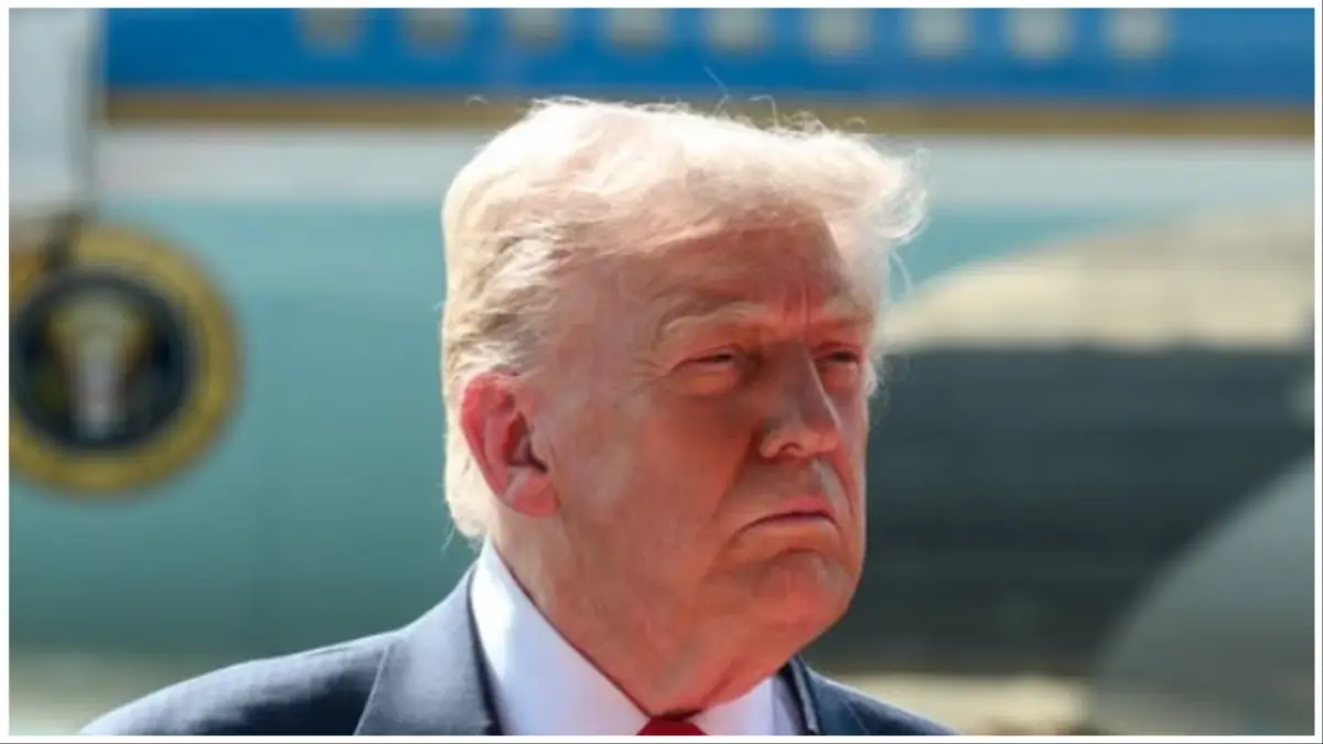 Trump's Visible 'Shakes' and Struggle to Keep Balance Have Fans Saying His Doctor’s Report Doesn’t Add Up