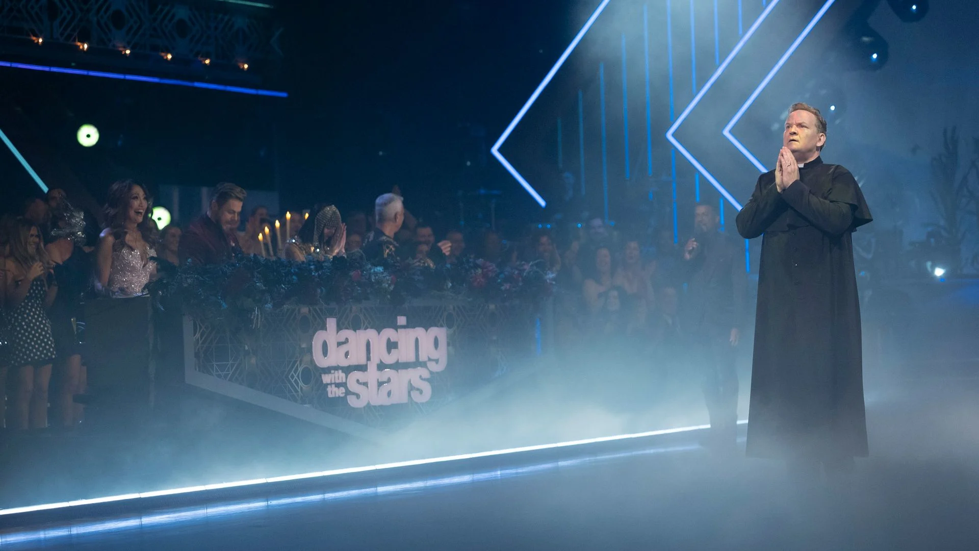 DWTS Halloween episode 7 recap: A night of injuries, controversy and a tearful goodbye