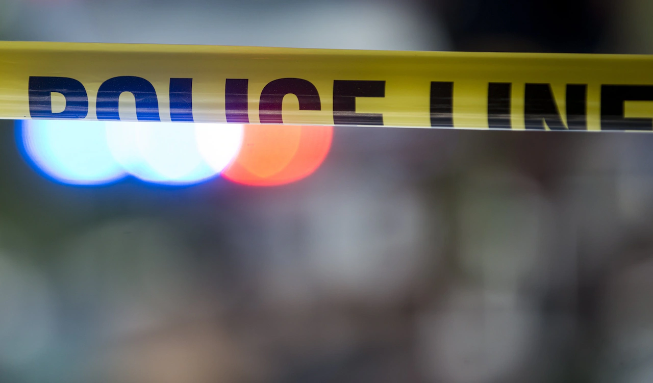 Man arrested in Kalamazoo after allegedly shooting at bond agents