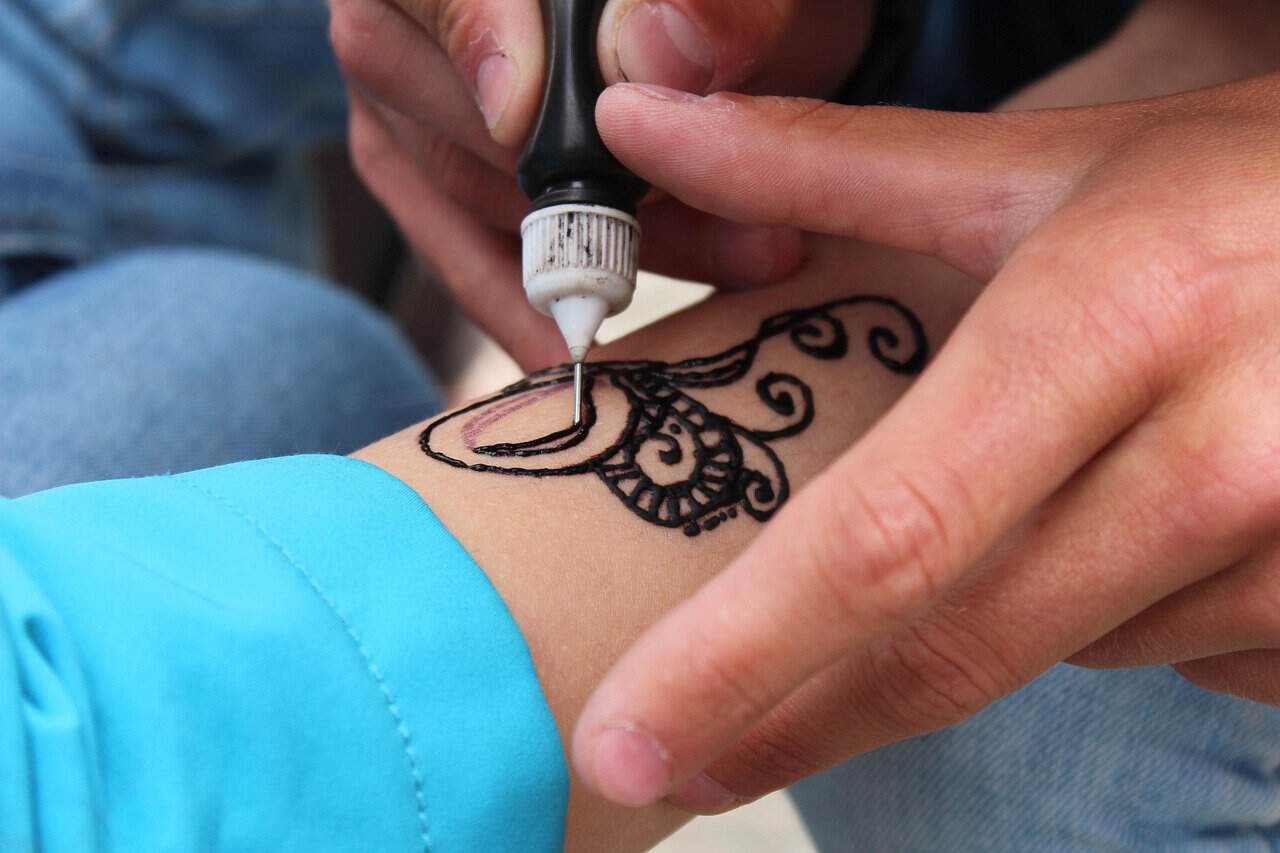 Costa Rica Bans Tattoos and Makeup in Schools