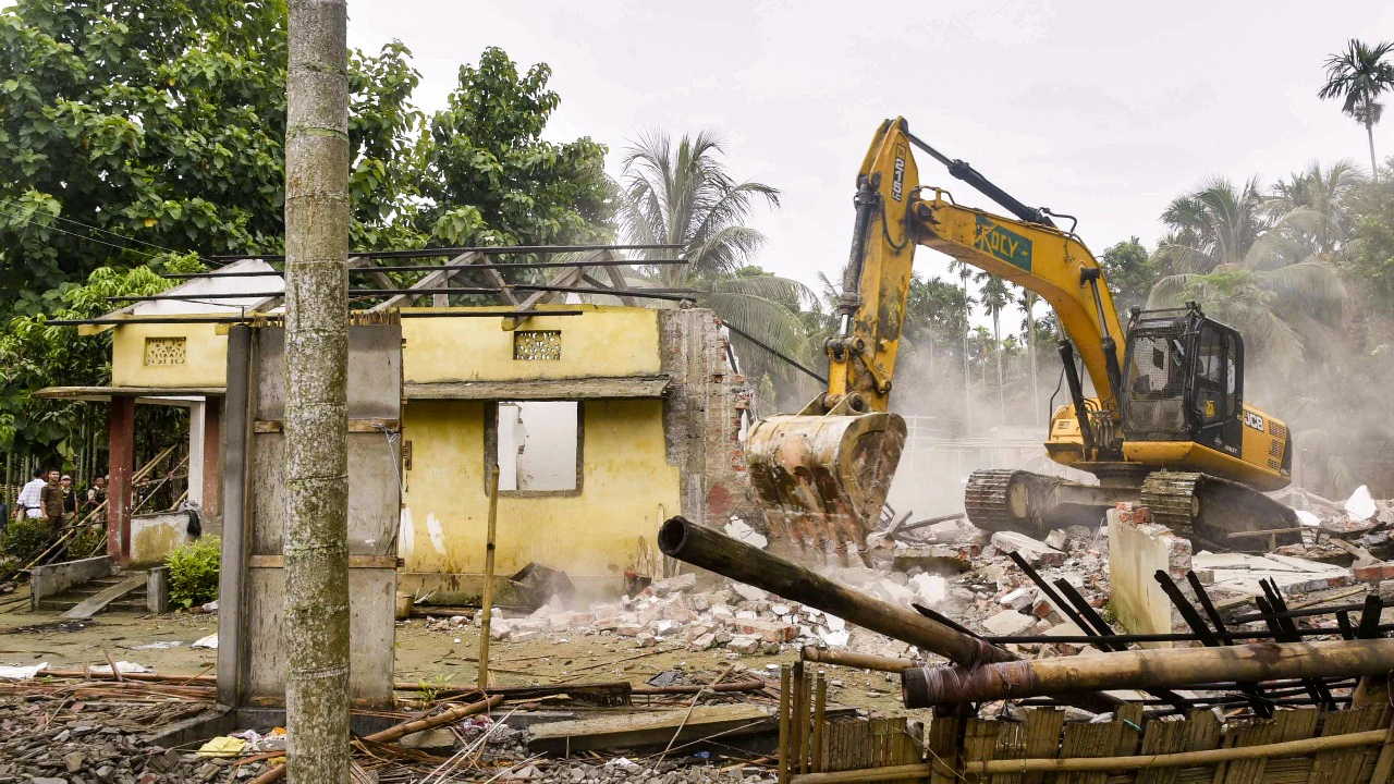 Supreme Court notice on plea against eviction of Bengali Muslims in Assam
