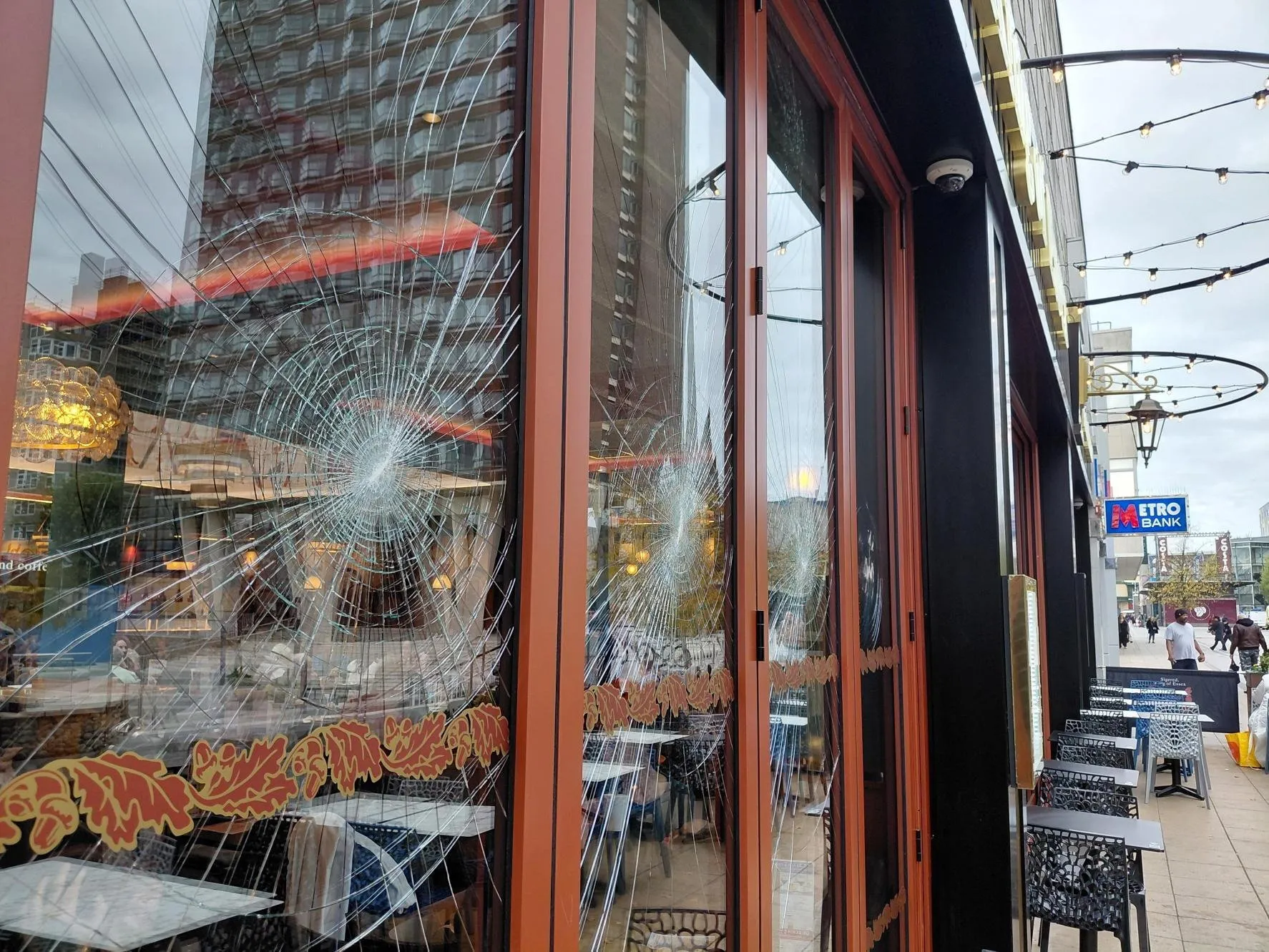 Wetherspoons with £2,750,000 facelift has all windows smashed day after reopening