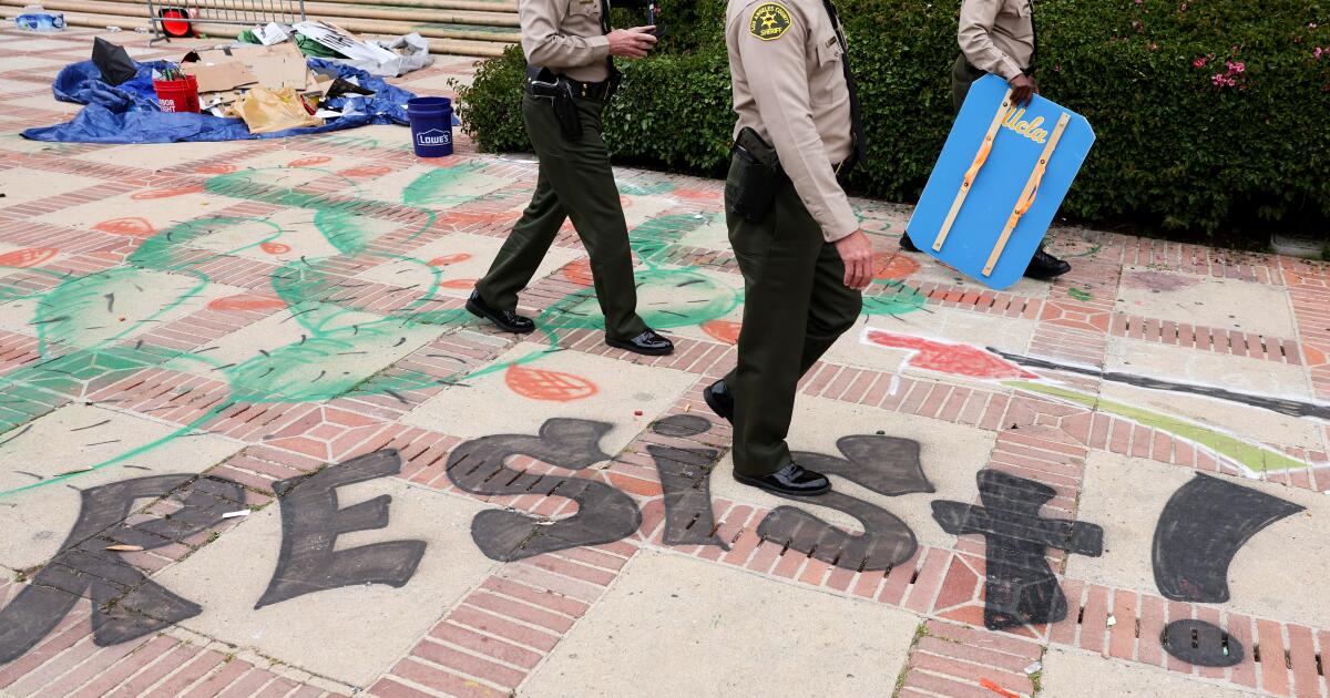 Proposed settlement between feds and UCLA is a master class in extortion