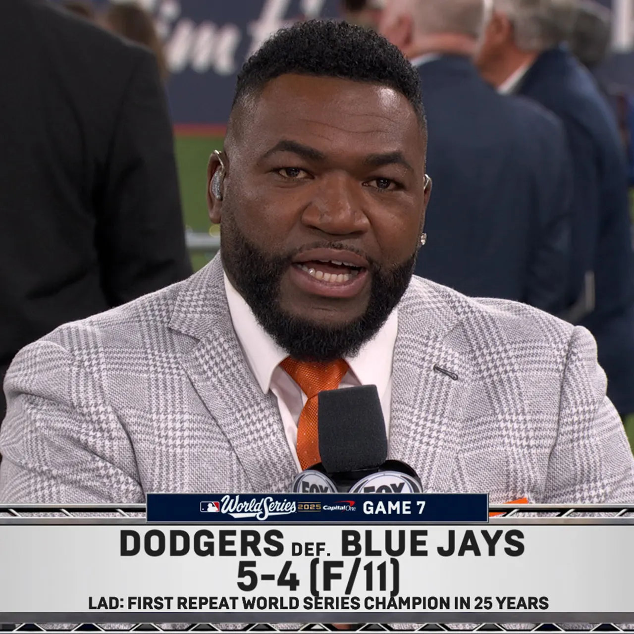 INSTANT REACTION  Big Papi, A-Rod & Jeter react to Dodgers winning back-to-back World Series