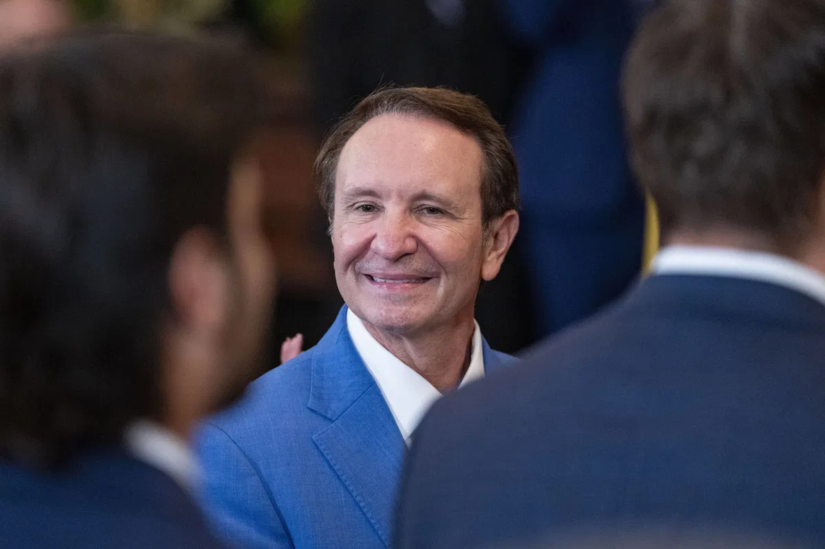 LSU Alum Sets Governor Jeff Landry a Bold Lane Kiffin Ultimatum After Watching Team Train