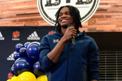 Raw Emotions Flow for Bryce Underwood After Michigan’s Heartwarming Move for Young Fan with Special Condition