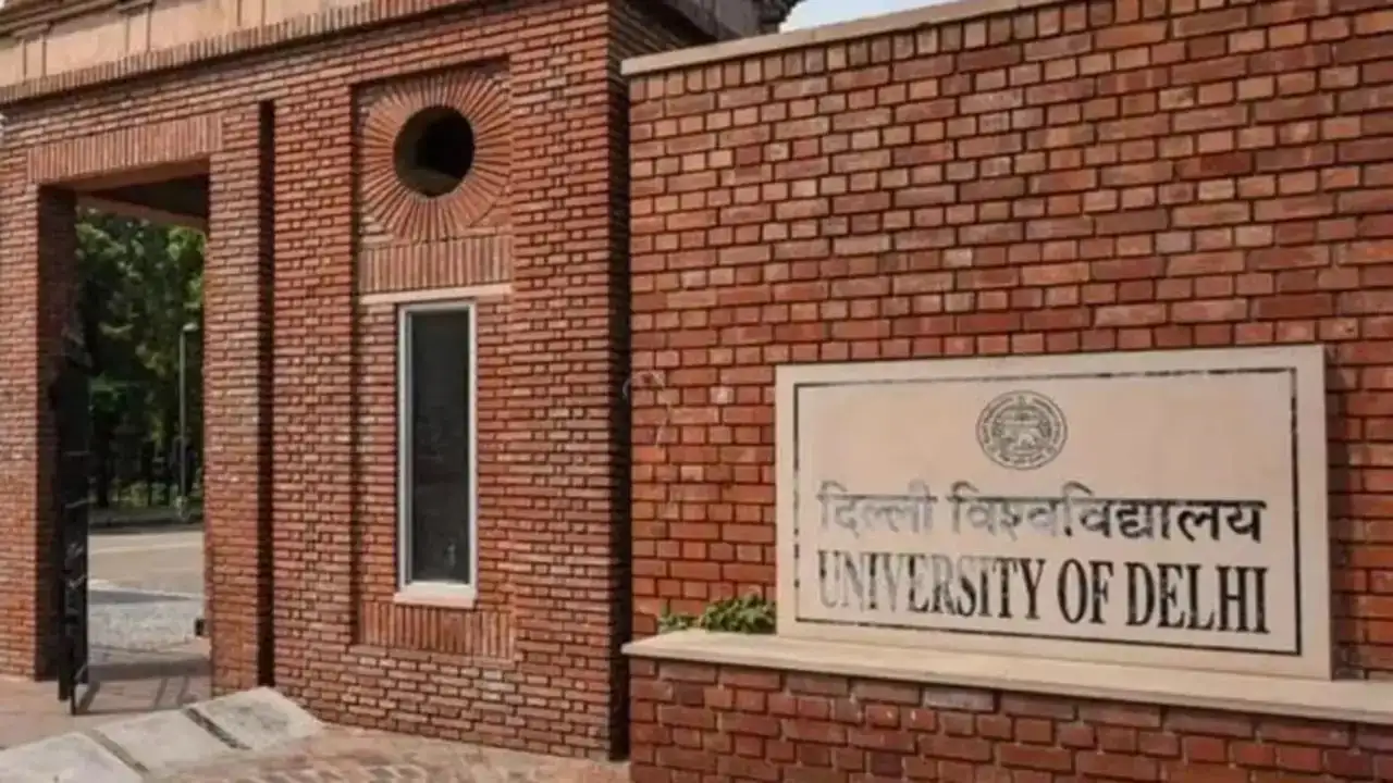 ‘We Are Not Promoting the Event’: DU Dean Responds to Criticism Over Cow Welfare Summit