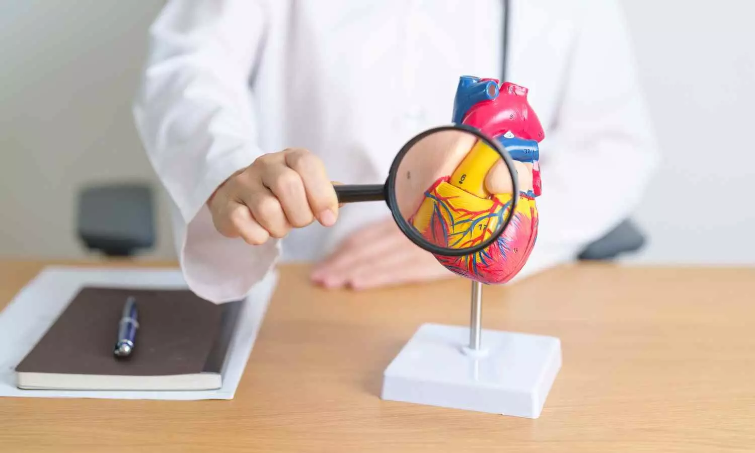 Extreme Temperatures Linked to Higher Mortality Risk in Heart Failure Patients: Study