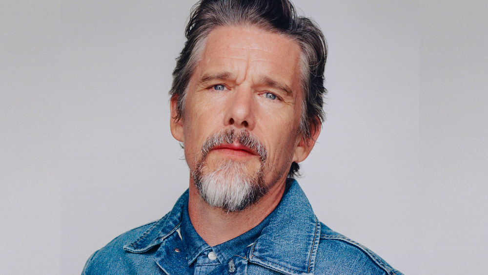 Ethan Hawke on Stepping Outside His 'Comfort Zone' for 'Blue Moon' Role