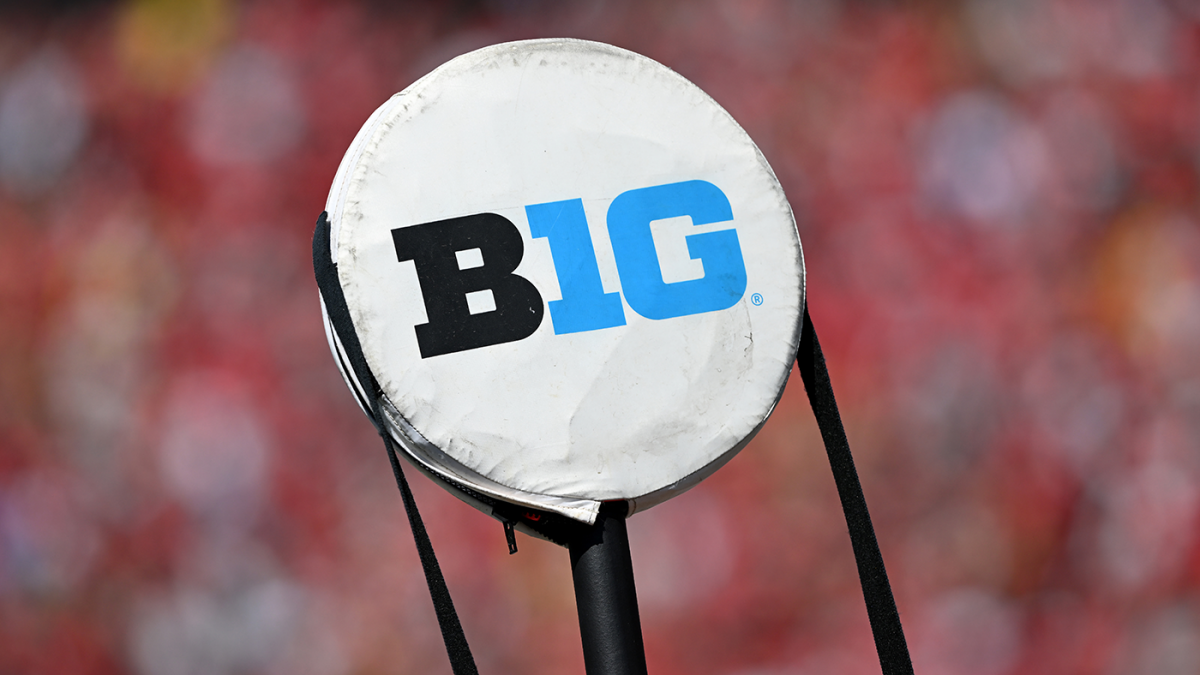 2025 Big Ten on CBS schedule: Oregon vs. Iowa headlines upcoming slate amid stretch run of 2025 season