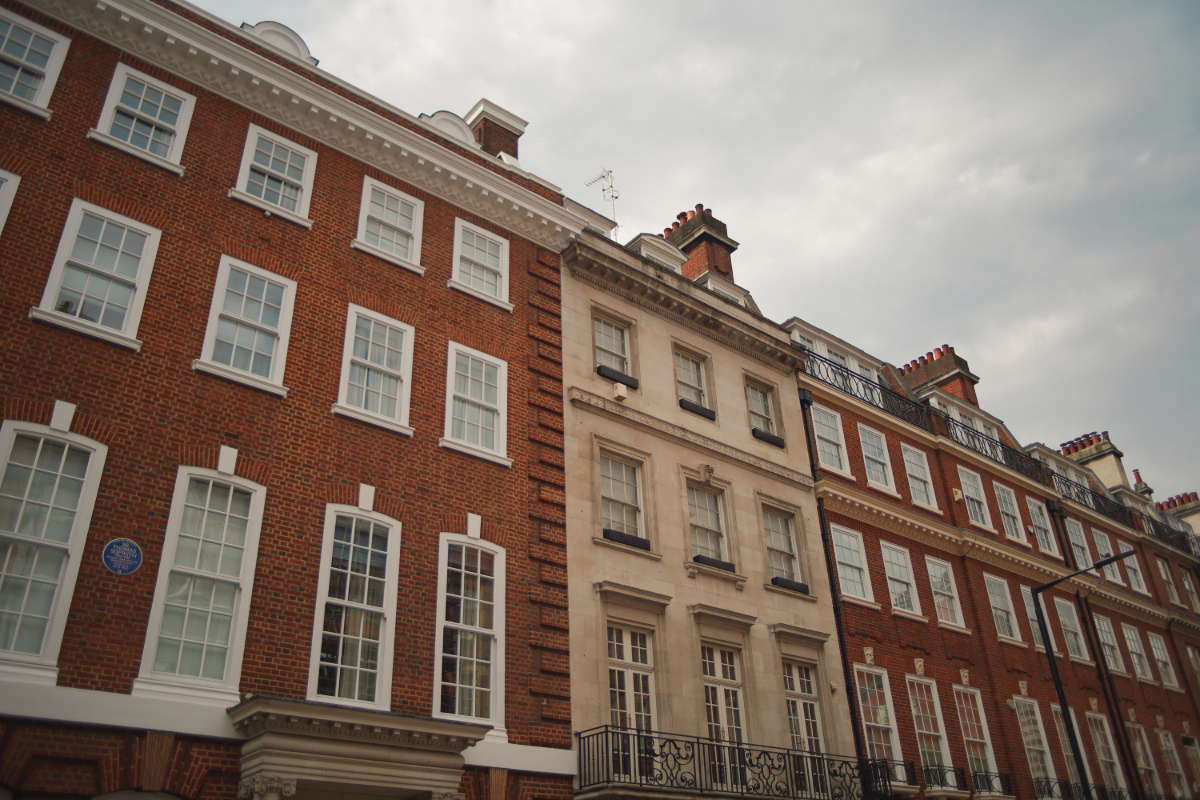 How London’s luxury property market ground to a halt