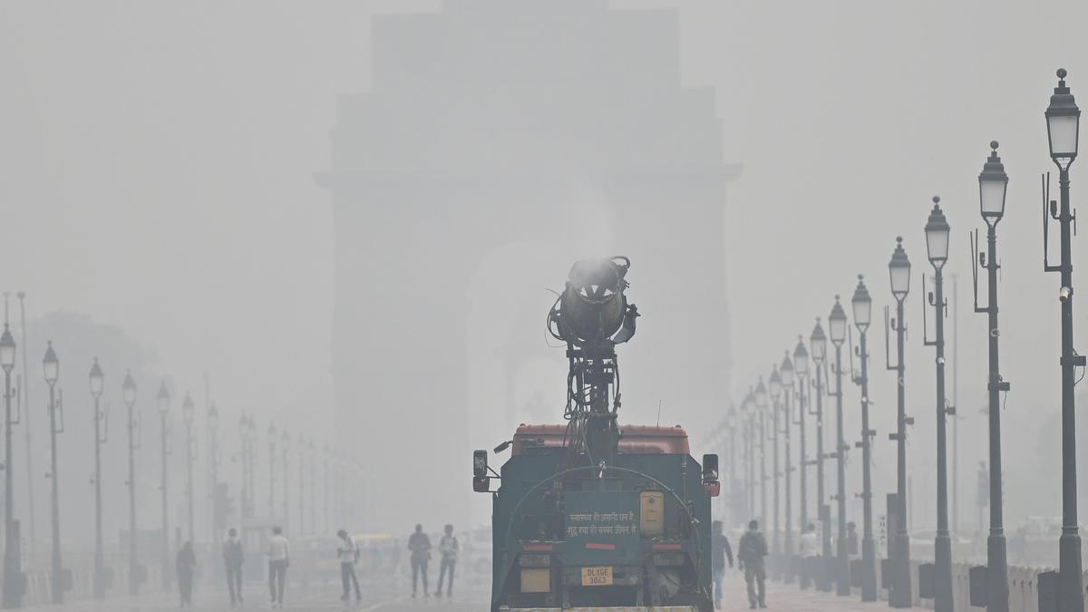 Ban on polluting commercial vehicles takes effect as air quality deteriorates