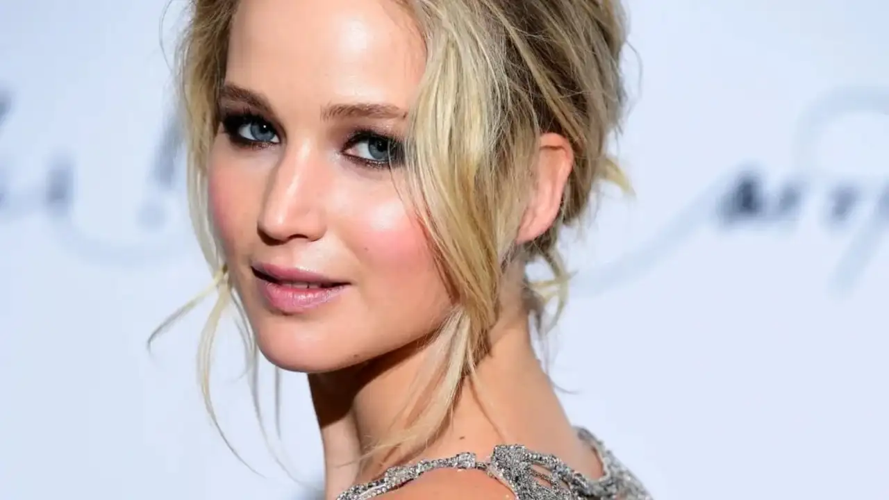 Jennifer Lawrence Opens Up About Her Political Views, Calls It 'Fuel On Fire'