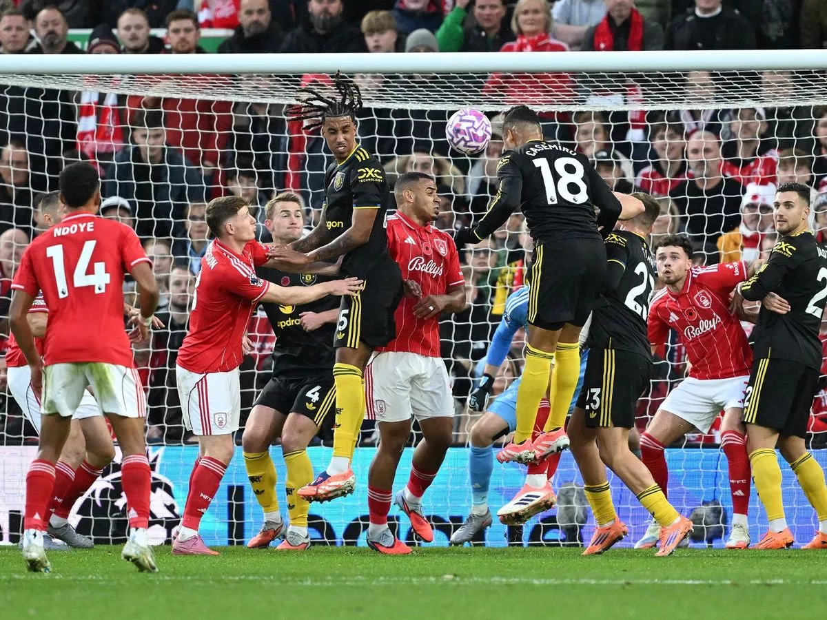 Man United handed instant new referee verdict after Nottingham Forest flashpoint