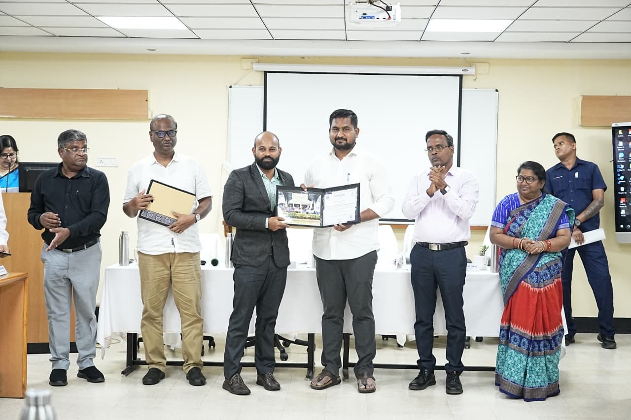 Academic leadership key to higher edu growth: Min