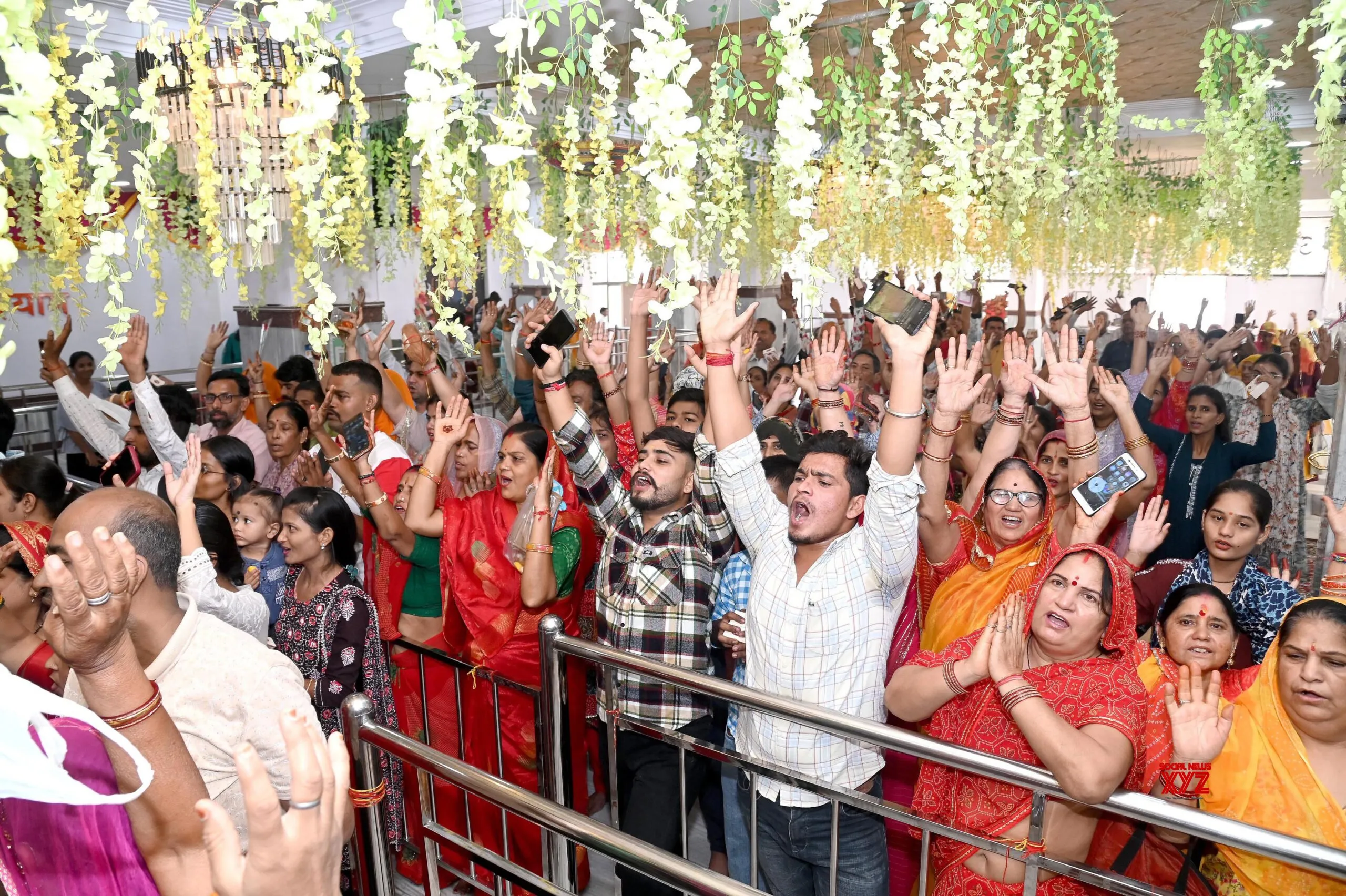 Bikaner: Devotees Offer Prayers at Shyam Dham Temple #Gallery