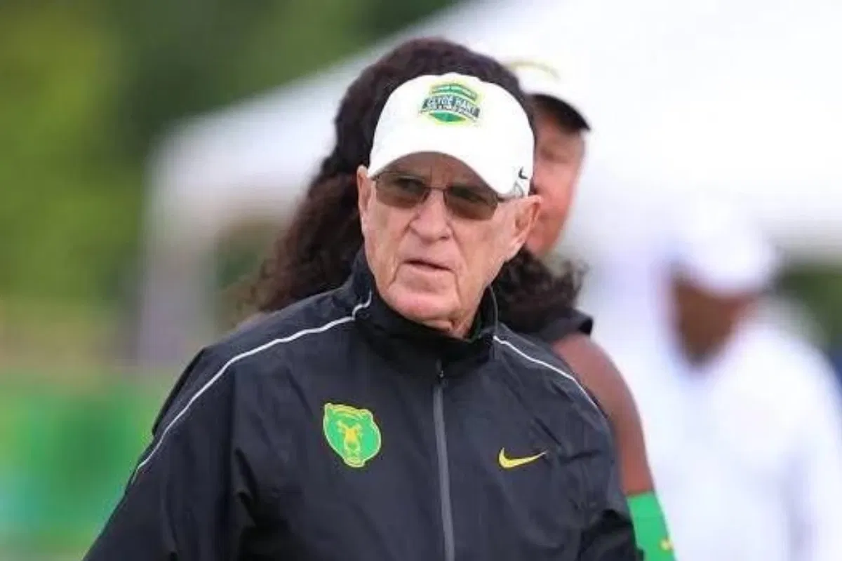 Track & Field Coach Clyde Hart’s Words on 400m Greatness Resurface, Honoring the Late Baylor Legend’s Mindset