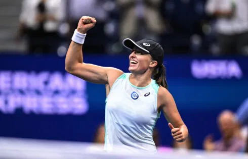 Iga Swiatek Wins Over Riyadh Crowd With Heartfelt Words on Tennis’ Recognition at WTA Finals