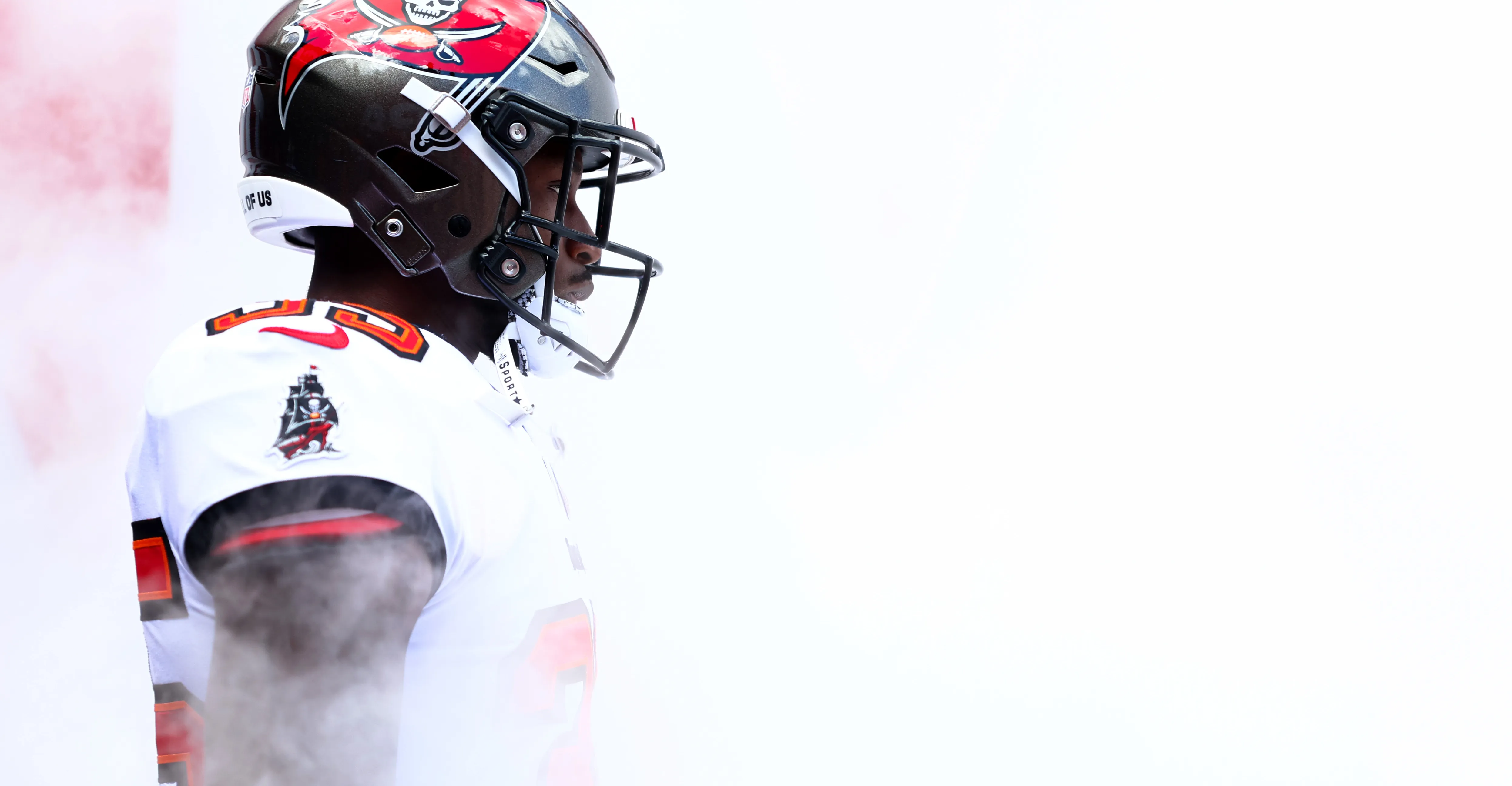 Ernest Jones, Divine Deablo headline top underrated NFL defensive players