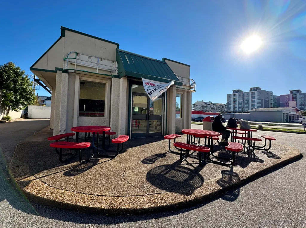 Letters for Nov. 2: Council’s vote to raze shops is a ‘heyday for developers’