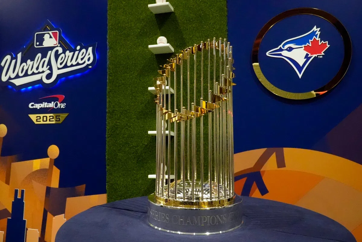 Do World Series Winners Get to Keep the MLB Commissioner's Trophy? What do the flags represent? Everything about MLB’s “biggest” prize