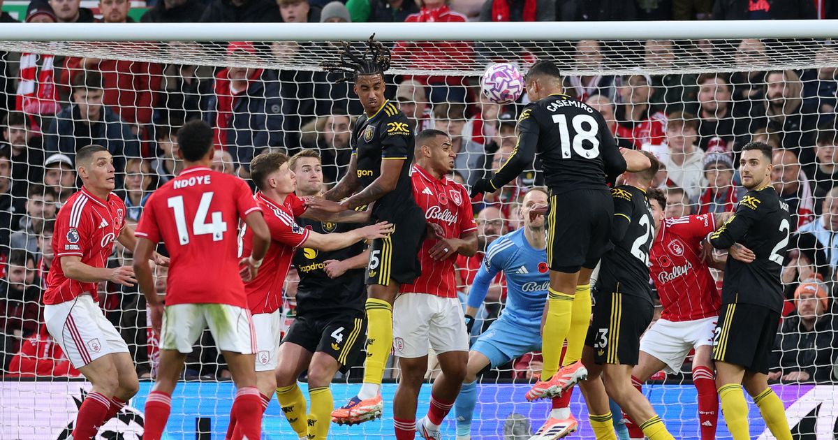 Man Utd goal controversy from corner after ball 'nowhere near out' vs Forest