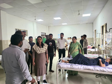 Woman dead, 54 injured as bus overturns in MP’s Barwani district