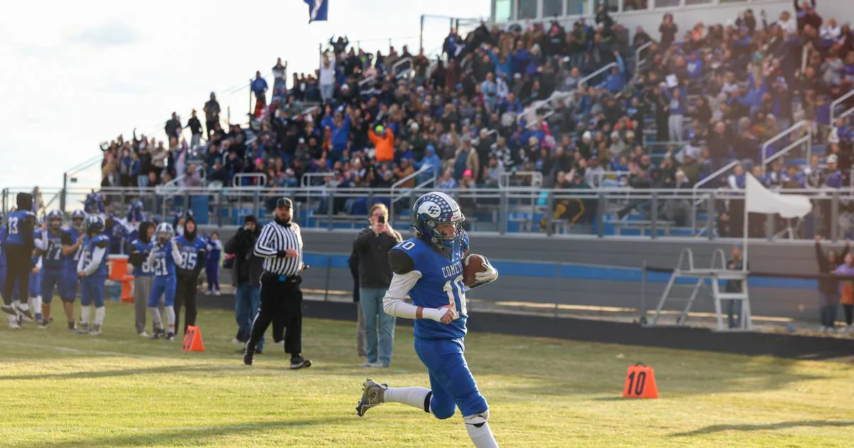 Photos: Clifton Central vs. Knoxville in Class 1A first-round football playoffs