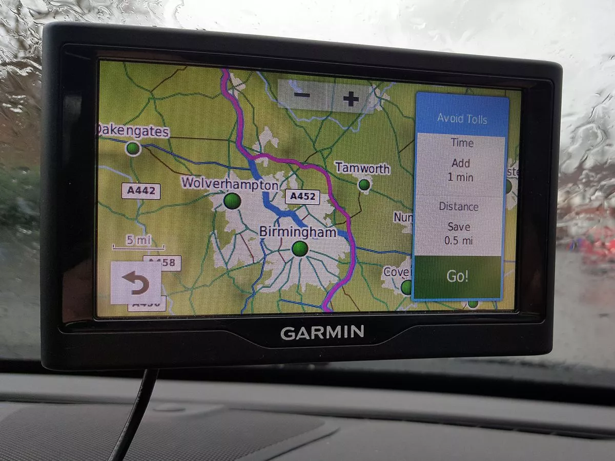 Delivery driver follows sat nav down path - then realises they've made a mistake