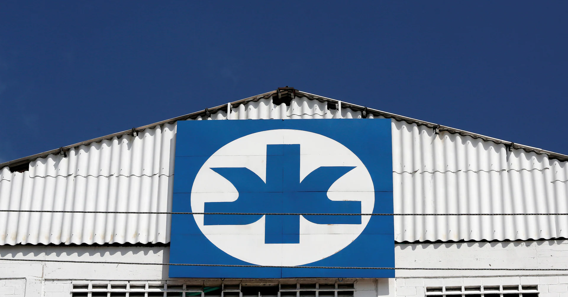 Kimberly-Clark beats quarterly sales estimates as demand holds for household staples - Reuters