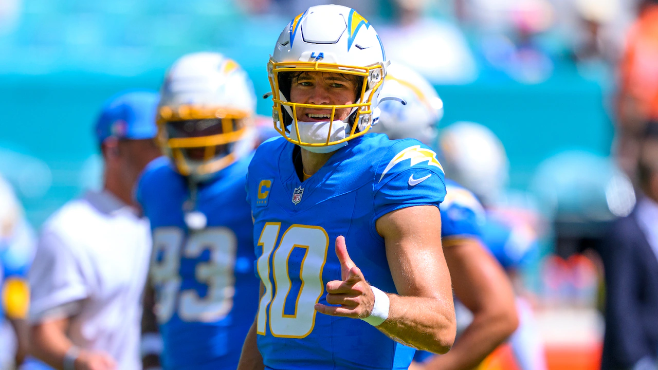 Where to watch LA Chargers vs. Titans NFL Week 9 game today on free streams, TV