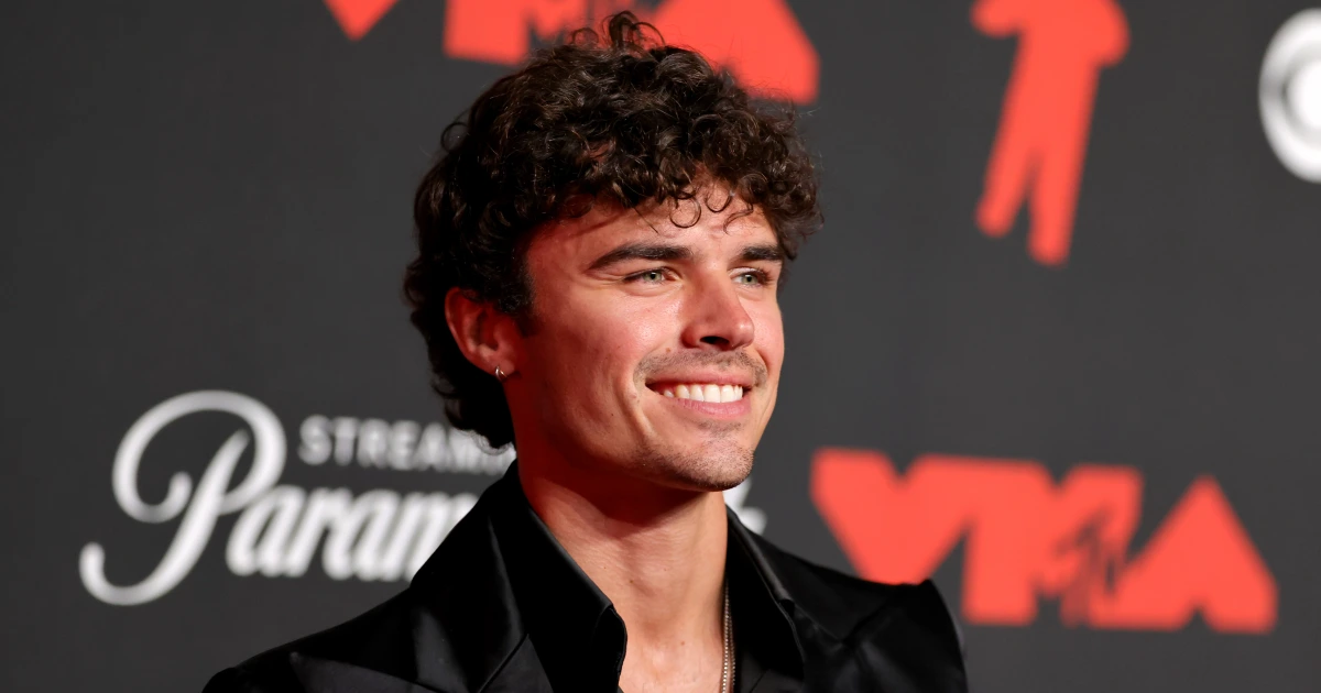 ‘Love Island’s’ Nic Talks Marathon Prep, Gives Update on Relationship with Olandria