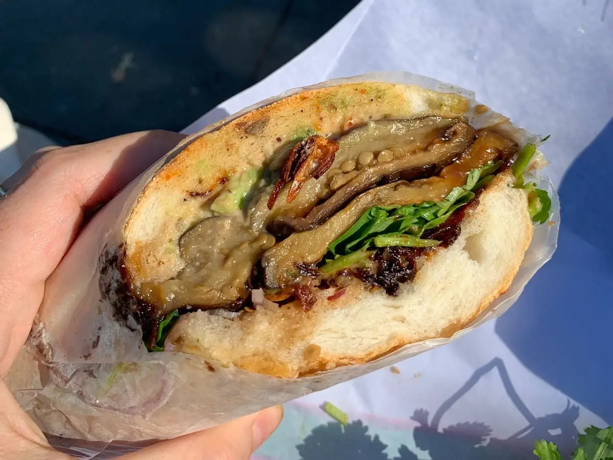 I worked as a chef in Philadelphia. Here are the 10 restaurants I always recommend to first-time visitors.