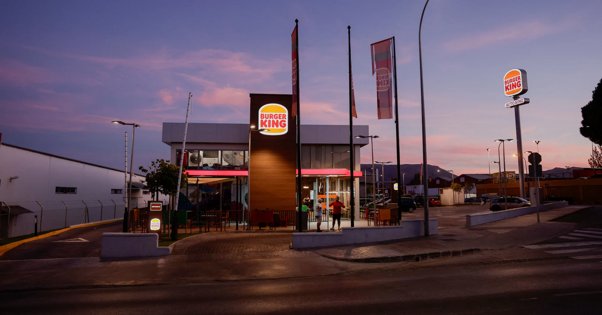Burger King parent reports stronger-than-expected sales growth on resilient demand - Reuters