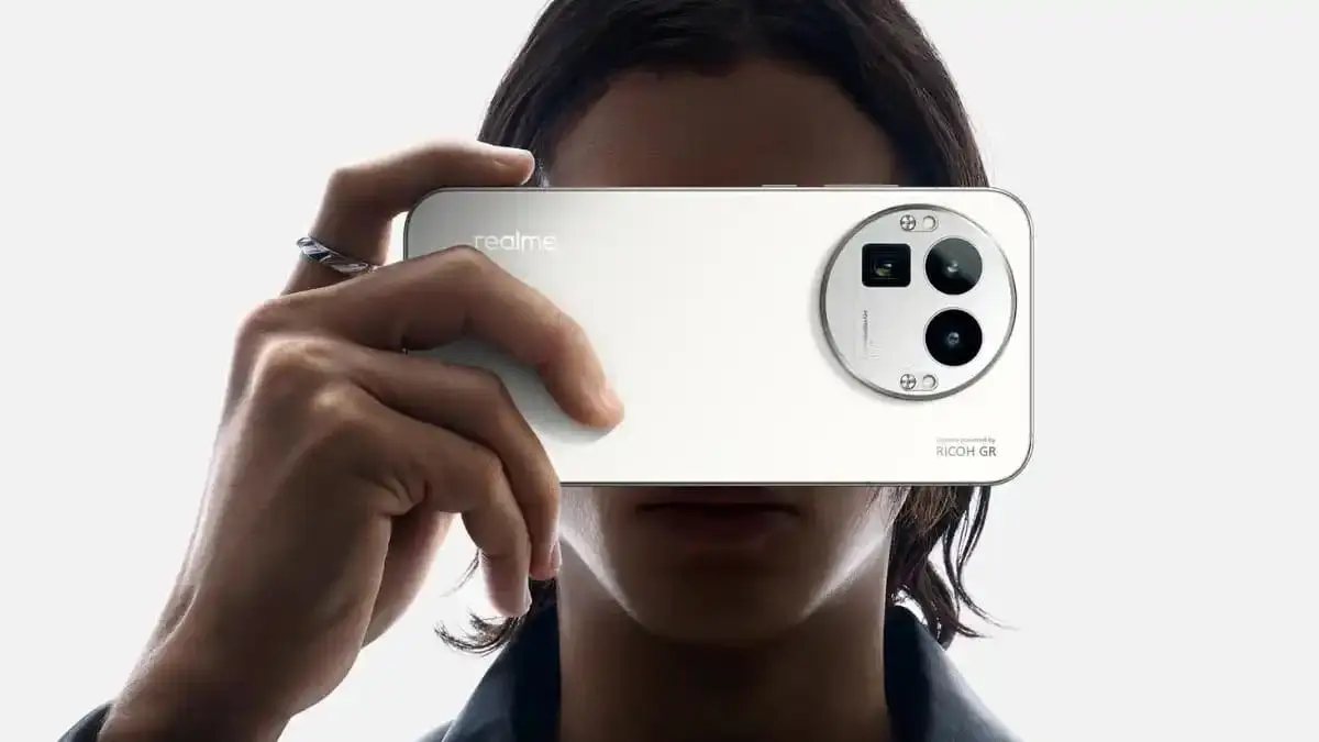 Realme GT 8 Pro : Realme का नया फोन आया सामने, लेगा DSLR जैसी फोटो