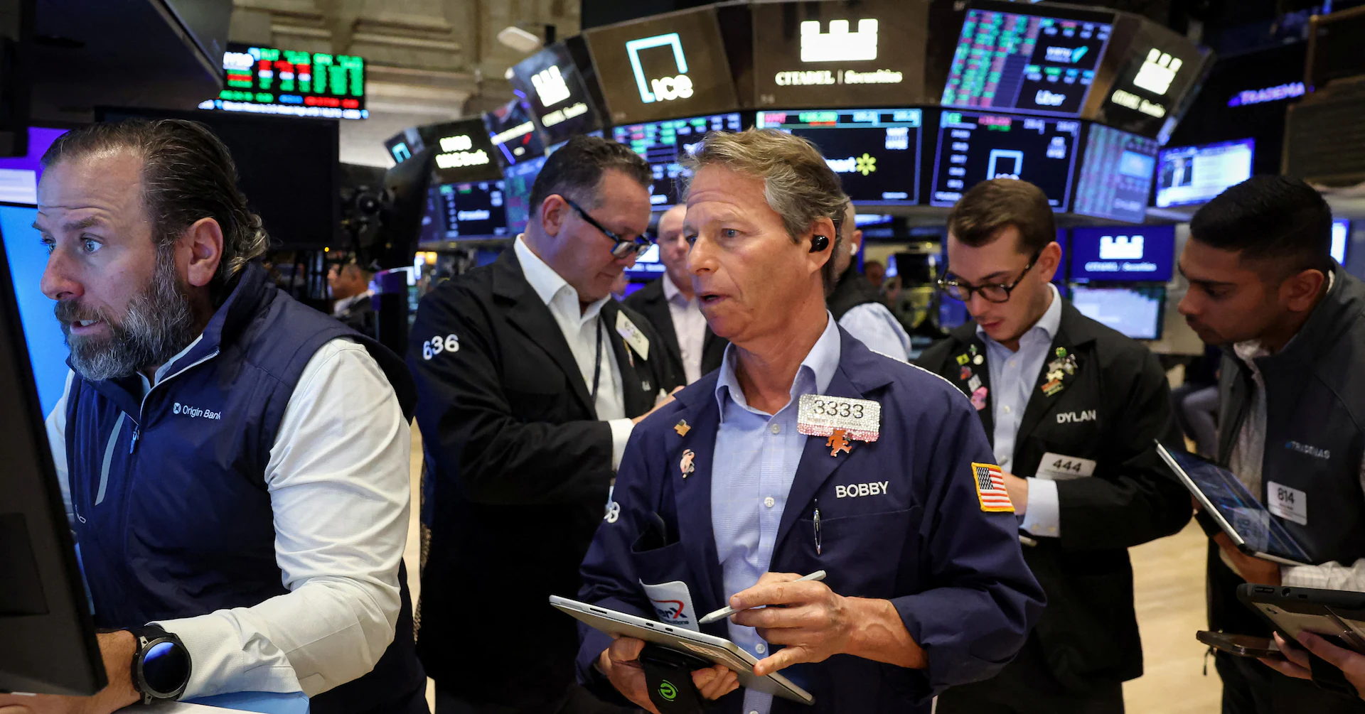 Wall St Week Ahead Resilient stocks rally faces earnings wave after AI, Fed wobbles - Reuters