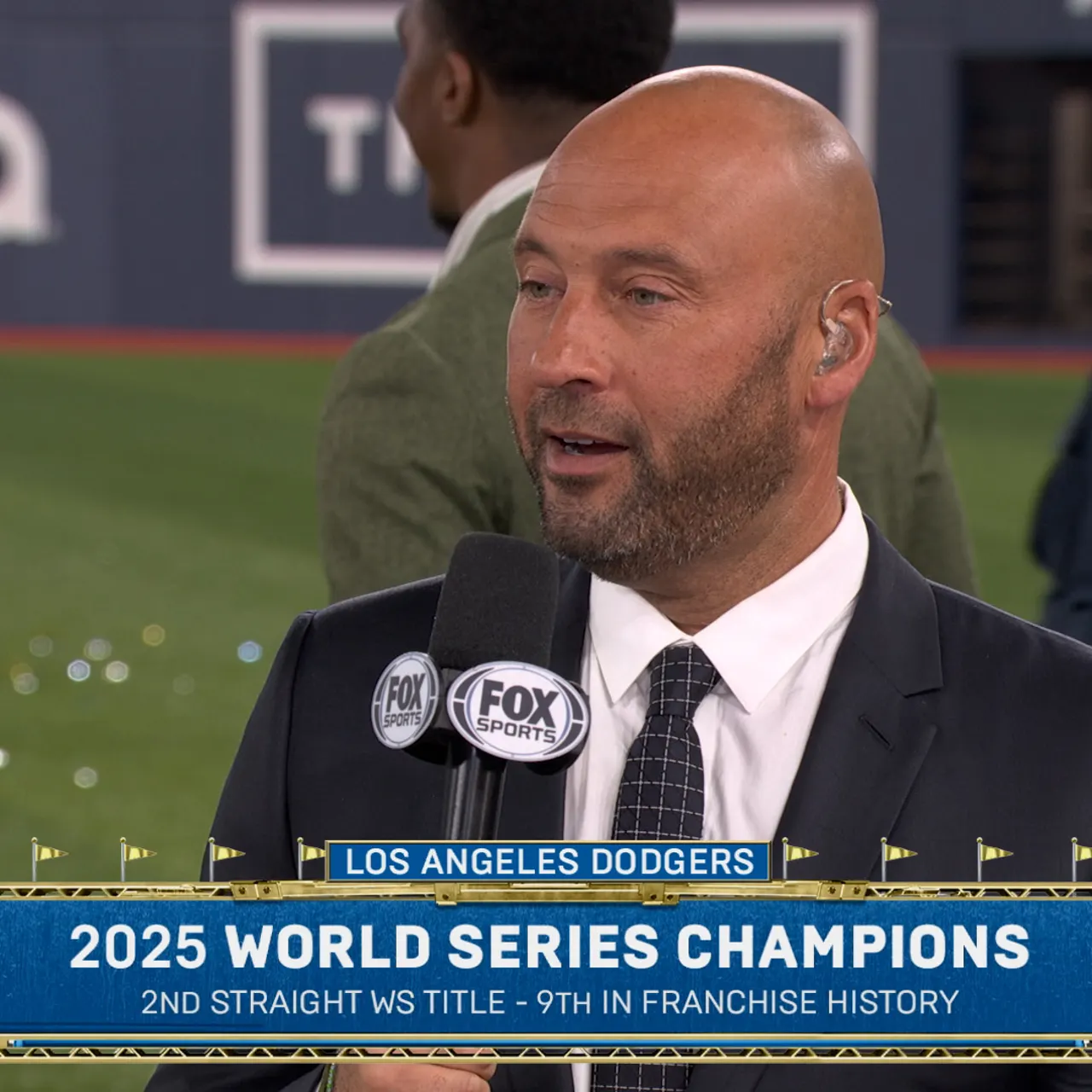 ‘Someone who trusts his players’  Derek Jeter praises Dodgers’ Dave Roberts for his Game 7 player management