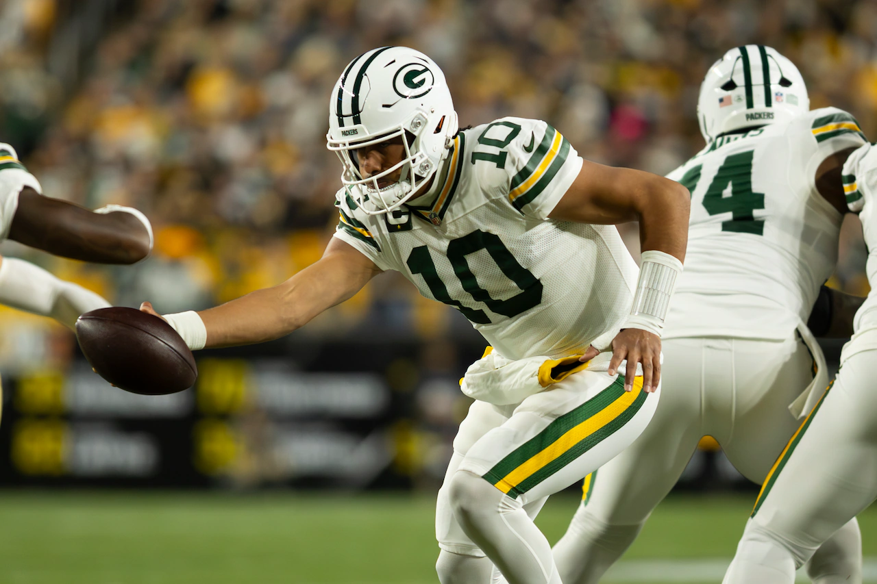 Where to watch Packers vs. Panthers Week 9 NFL game today on free streams, TV