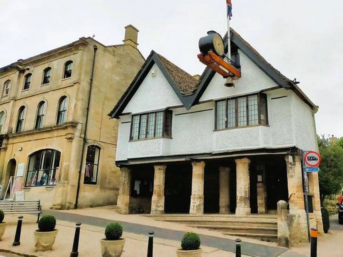 I visited quaint Cotswolds town with lovely shops but one thing really annoyed me